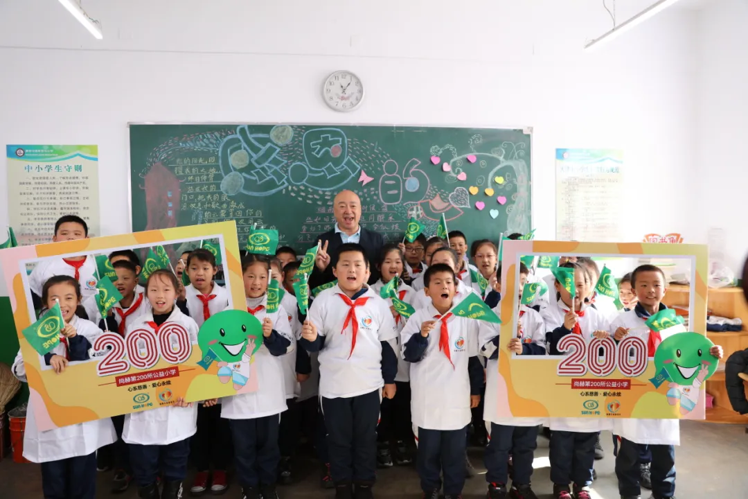 权威媒体3·15特别报道丨D体育_D体育(中国):创新领航健康消费,责任铸就行业典范 权威媒体3·15特别报道丨D体育_D体育(中国):创新领航健康消费,责任铸就行业典范